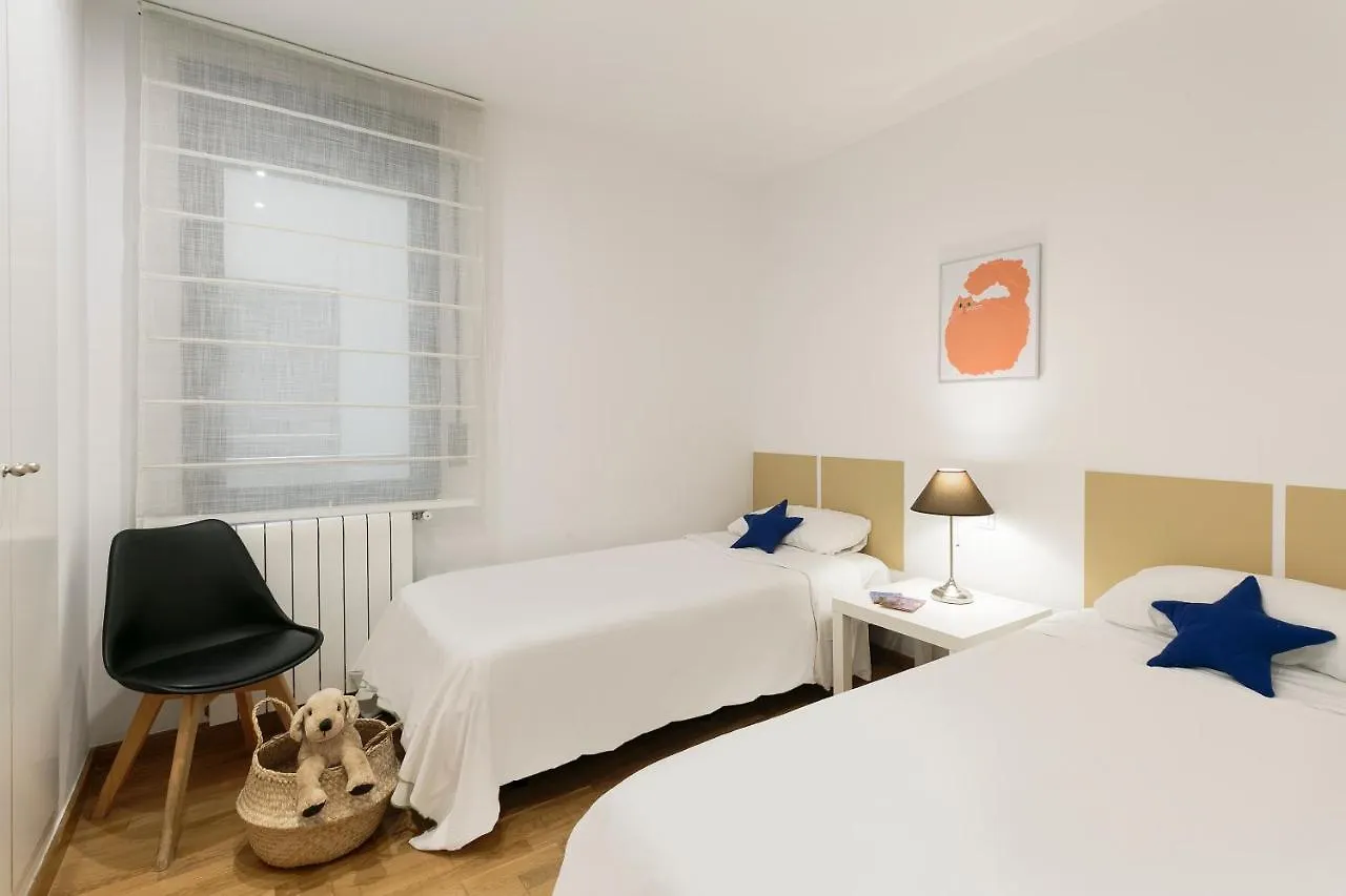 Sardenya Apartment By Olala Homes バルセロナ