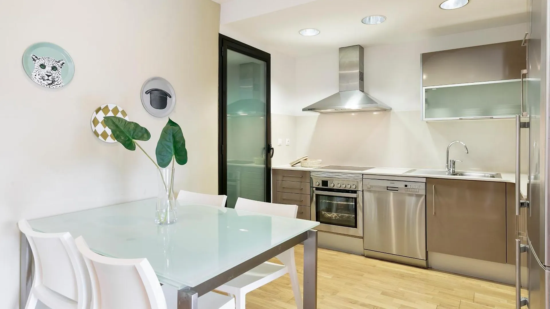 Sardenya Apartment By Olala Homes バルセロナ
